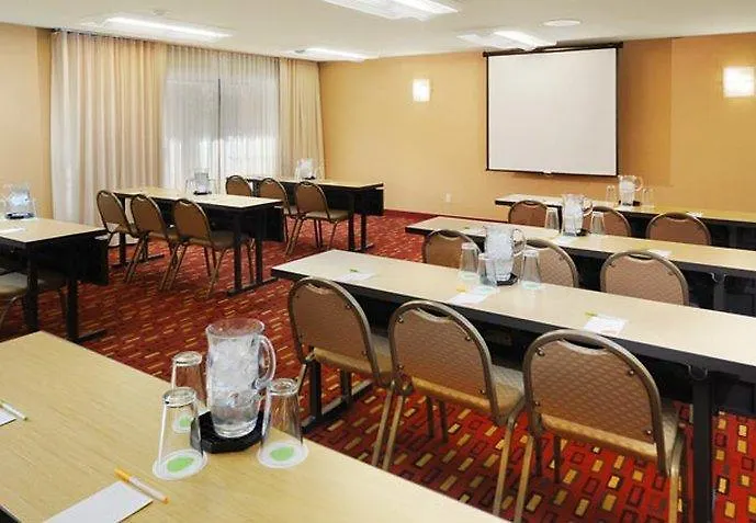 Courtyard By Marriott Williams Centre 3*
